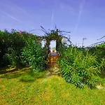 Mirto Con Piscina Casa vacanze