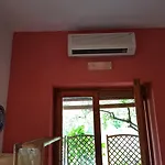 Mirto Con Piscina Casa vacanze